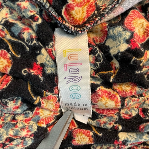LuLaRoe Multicolored Patterned High Rise Super Soft Pull On Stretchy Leggings - Picture 4 of 5